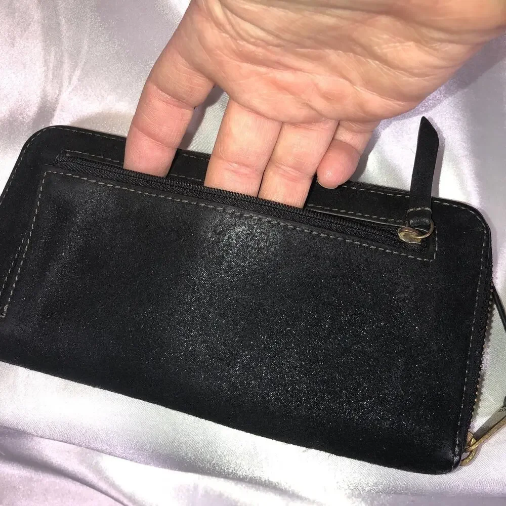 Fossil Wallet Cowhide Leather Zip Around Black 12 Credit Card Slots 7.5